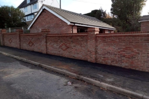 https://www.basedriveways.co.uk/wp-content/uploads/2022/06/Brickwork-9-300x200.jpg