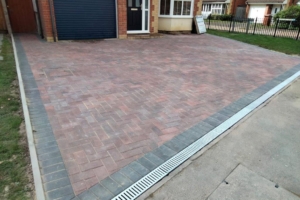 https://www.basedriveways.co.uk/wp-content/uploads/2022/06/drivebase-1-300x200.jpg