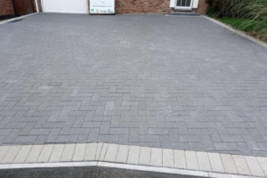 https://www.basedriveways.co.uk/wp-content/uploads/2022/06/drivebase-12-300x200.jpg